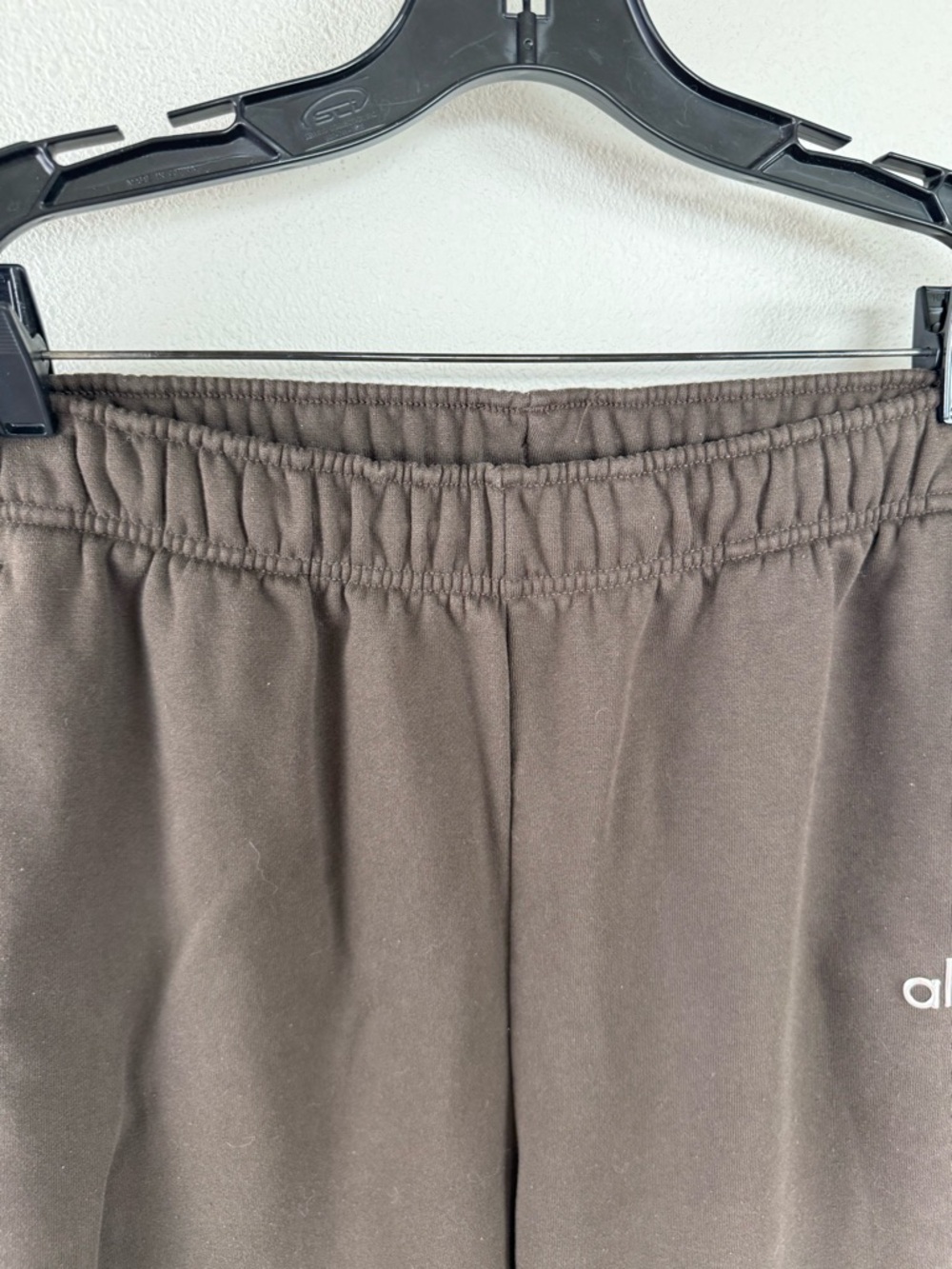 ALO Yoga Accolade Straight Leg Sweatpant Espresso Brown Athleisure Casual Medium - Picture 7 of 14